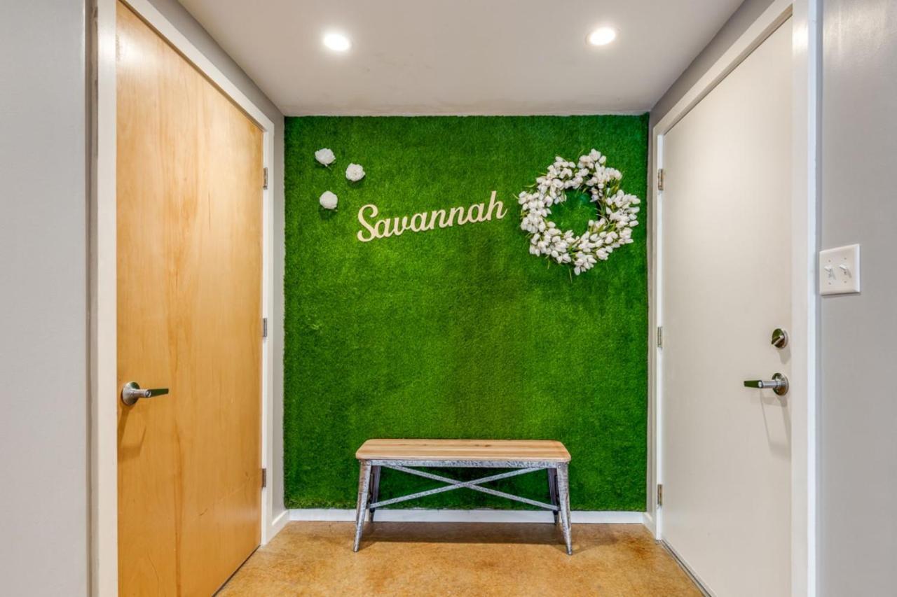 סוואנה Walk Score 90!!-Historic Downtown District-2 Blocks To Famous Forsyth Park- Huge Private Patio-Private Parking מראה חיצוני תמונה