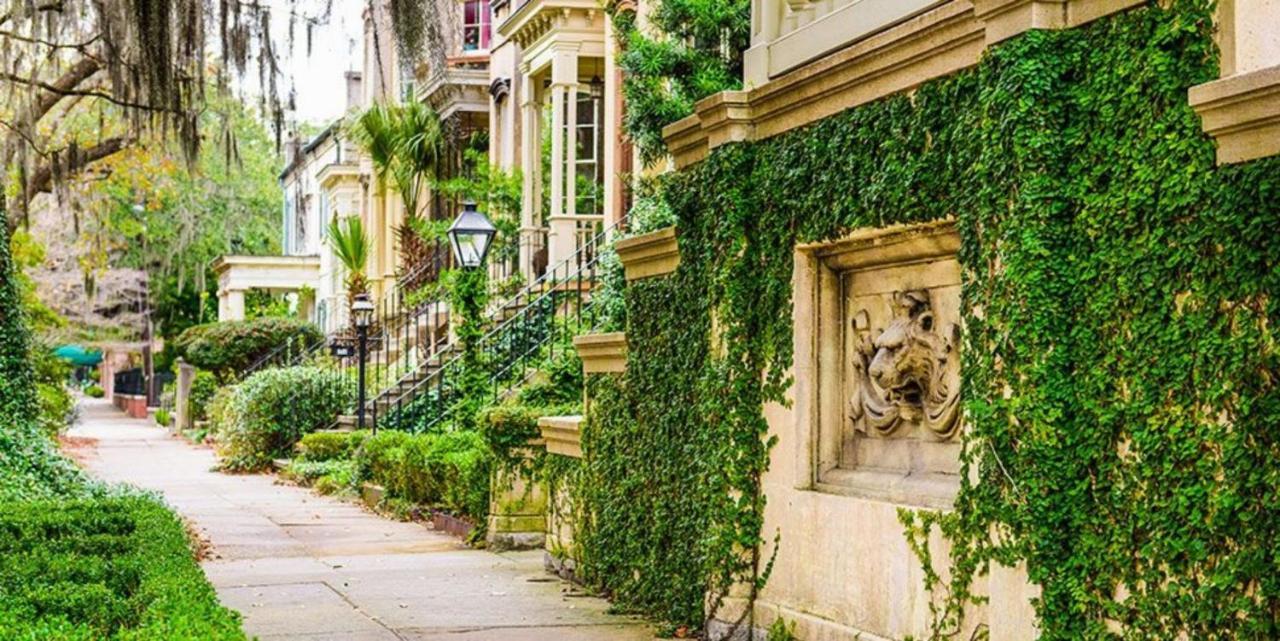 סוואנה Walk Score 90!!-Historic Downtown District-2 Blocks To Famous Forsyth Park- Huge Private Patio-Private Parking מראה חיצוני תמונה